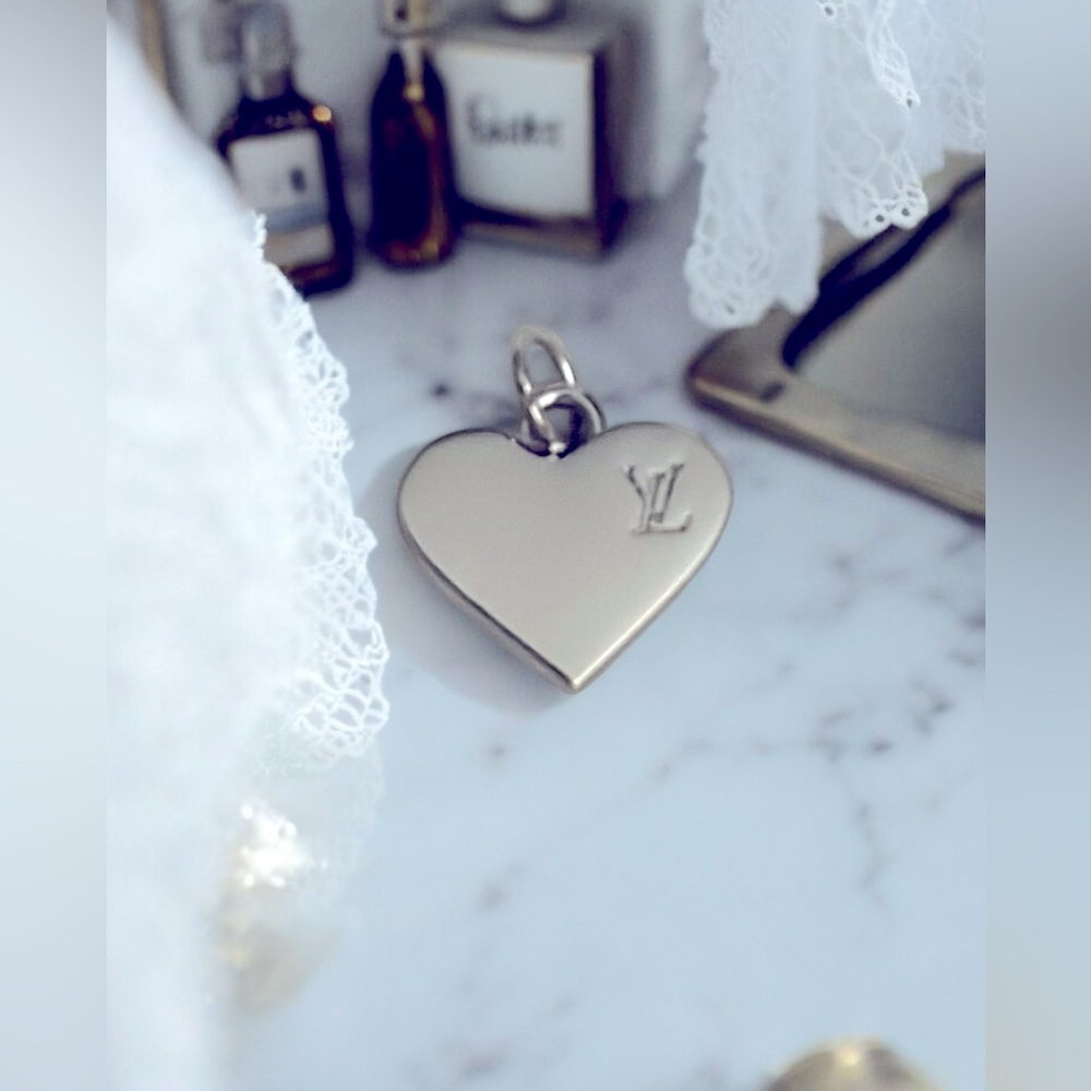 Small Silver Heart Double-sided Stamped Pendant Zipperpull